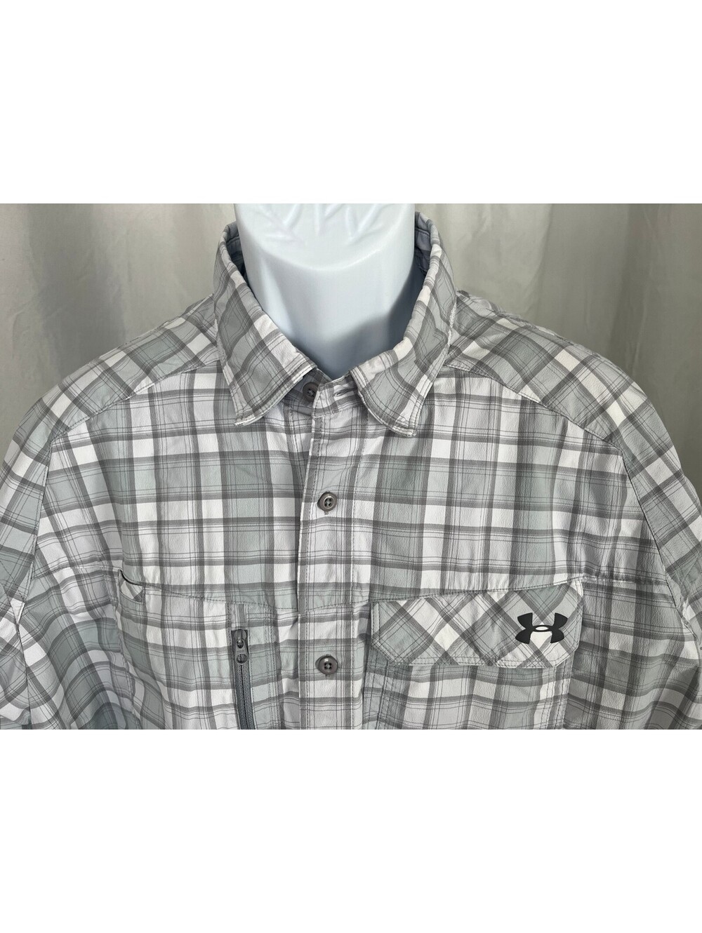 Under Armour Men's Long Sleeve Gray White Vented Fishing Shirt XL EUC